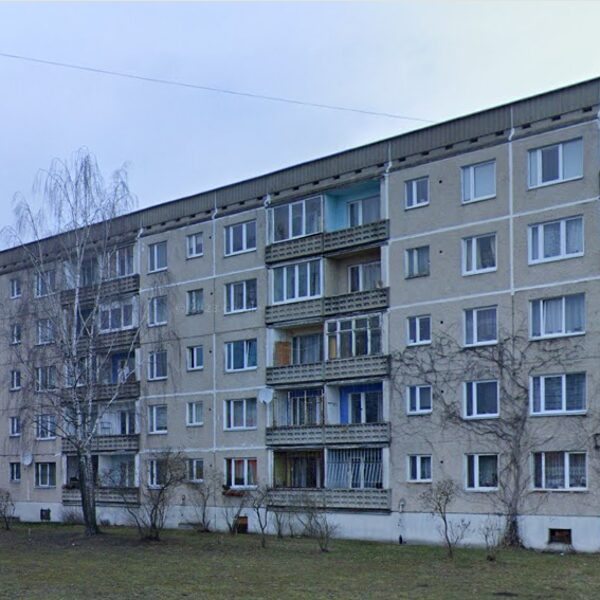 Dzelzavas iela 93, Rīga