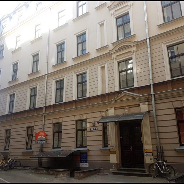 Lāčplēša iela 27, Rīga