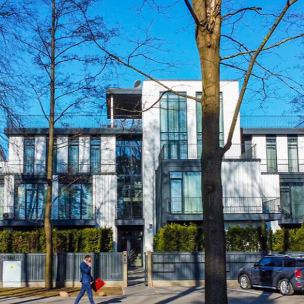 Pērkona iela 3, 3 k1, Jūrmala