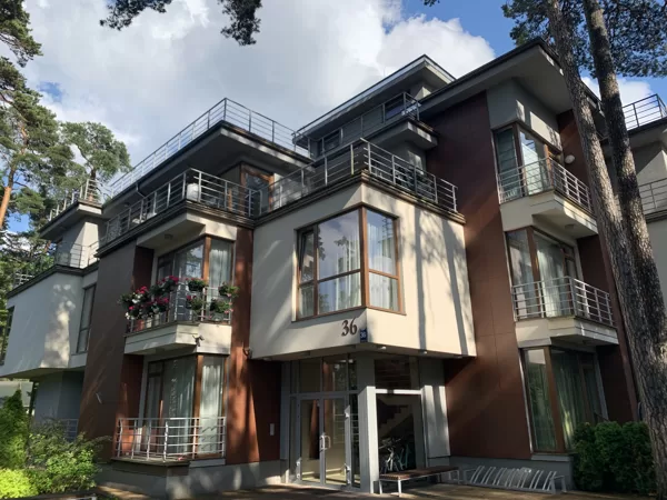 Lienes iela 36, Jūrmala